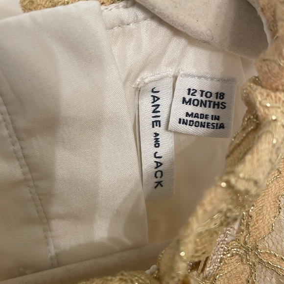 Holiday perfect dress - Picture 3 of 3